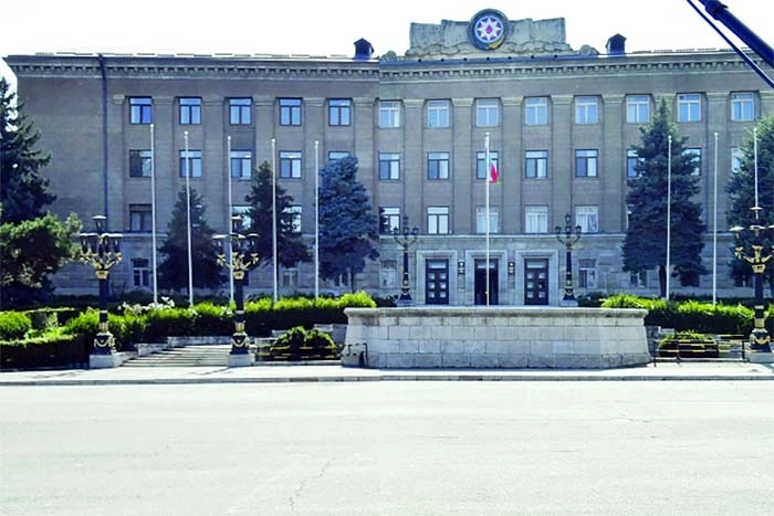 "Heydər Əliyev və Suveren Azərbaycan", Heydər Əliyev