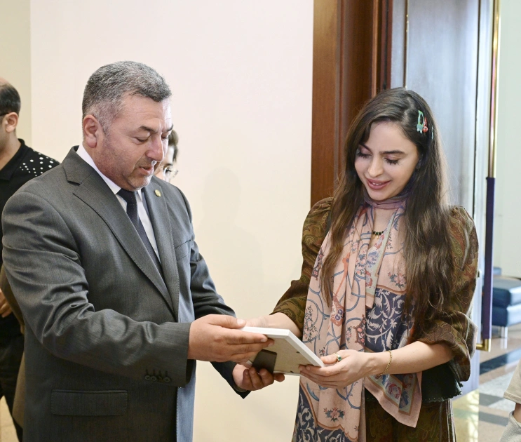 Naxçıvana səfər, Leyla Əliyeva, Arzu Əliyeva