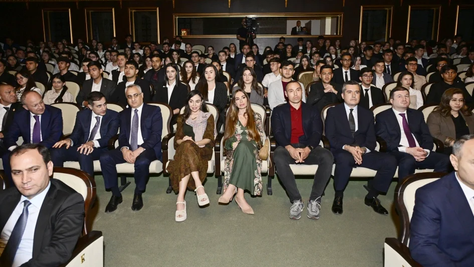 Naxçıvana səfər, Leyla Əliyeva, Arzu Əliyeva