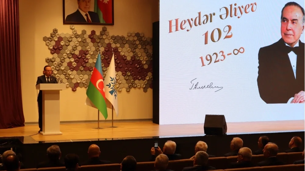 Ulu Öndər Heydər Əliyevin 102 illiyi münasibətilə tədbir, Nərimanov rayonu, Elgin Həbibullayev