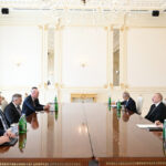 Prezident İlham Əliyev, BP, Mürrey Aukinkloss