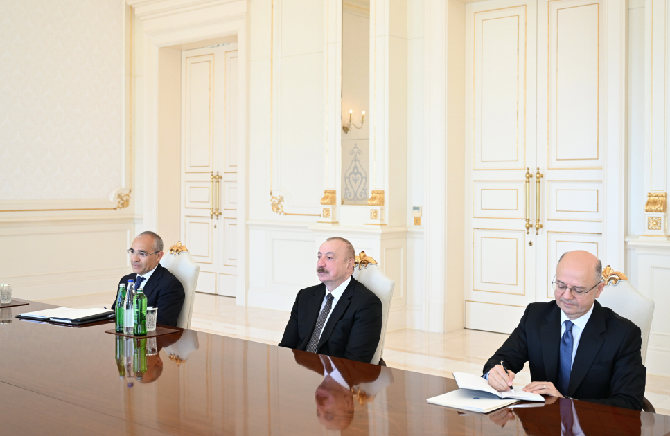 Prezident İlham Əliyev, BP, Mürrey Aukinkloss
