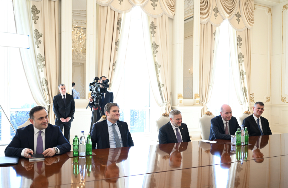 Prezident İlham Əliyev, BP, Mürrey Aukinkloss