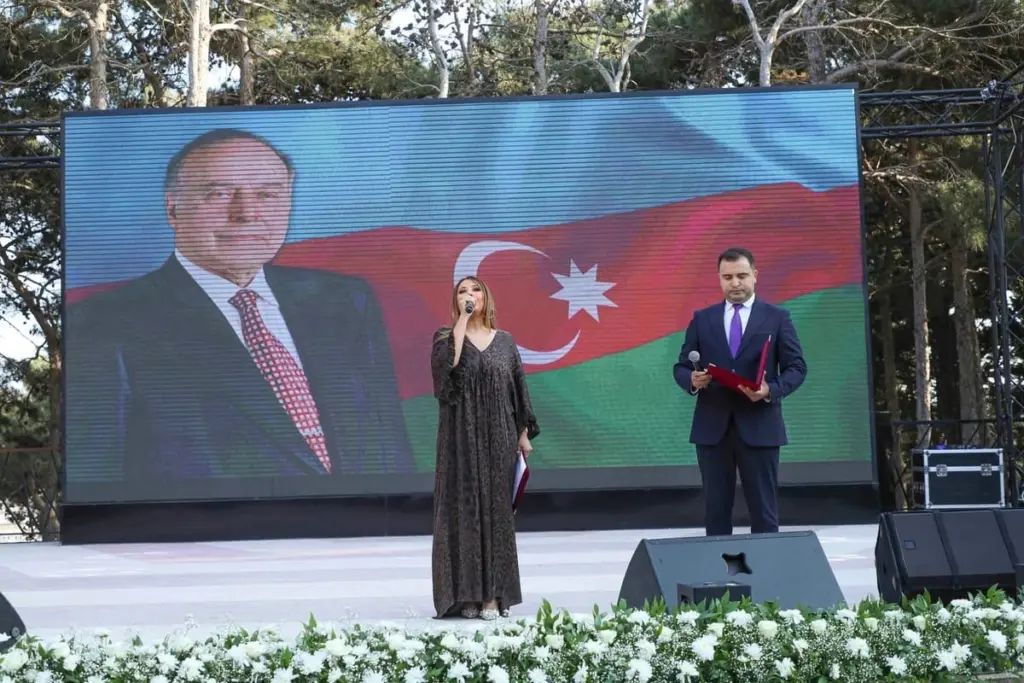 "15 iyun-Milli Qurtuluş Günü", Xətai rayonu, Konsert