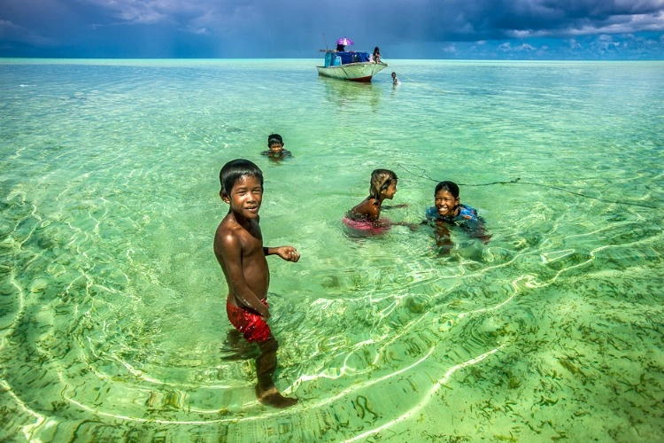 Bajau, Bajau xalqı, "Dəniz qaraçıları", "Dəniz köçəriləri"
