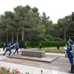 Özbəkistan Prezidenti Fəxri xiyabanda, Şavkat Mirziyoyev, Heydər Əliyev, Özbəkistan