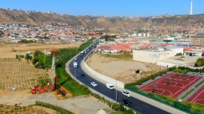 Bakıda Salyan şosesində, Salyan Şosesində, AAYDA