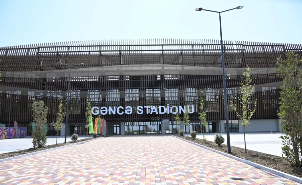 İlham Əliyev, Mehriban Əliyeva, Fərid Qayıbov, Gəncə şəhər stadionu, III MDB Oyunları, Gəncə