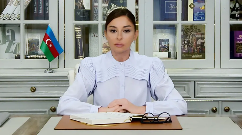 Мехрибан Алиева