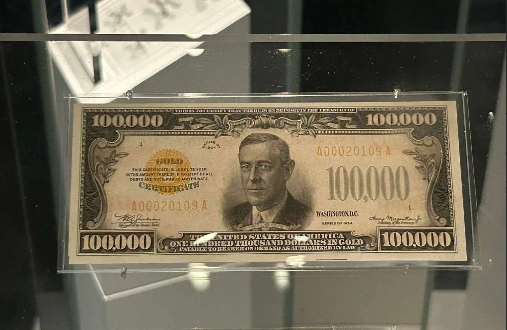 Narıncı dollar, Dollar
