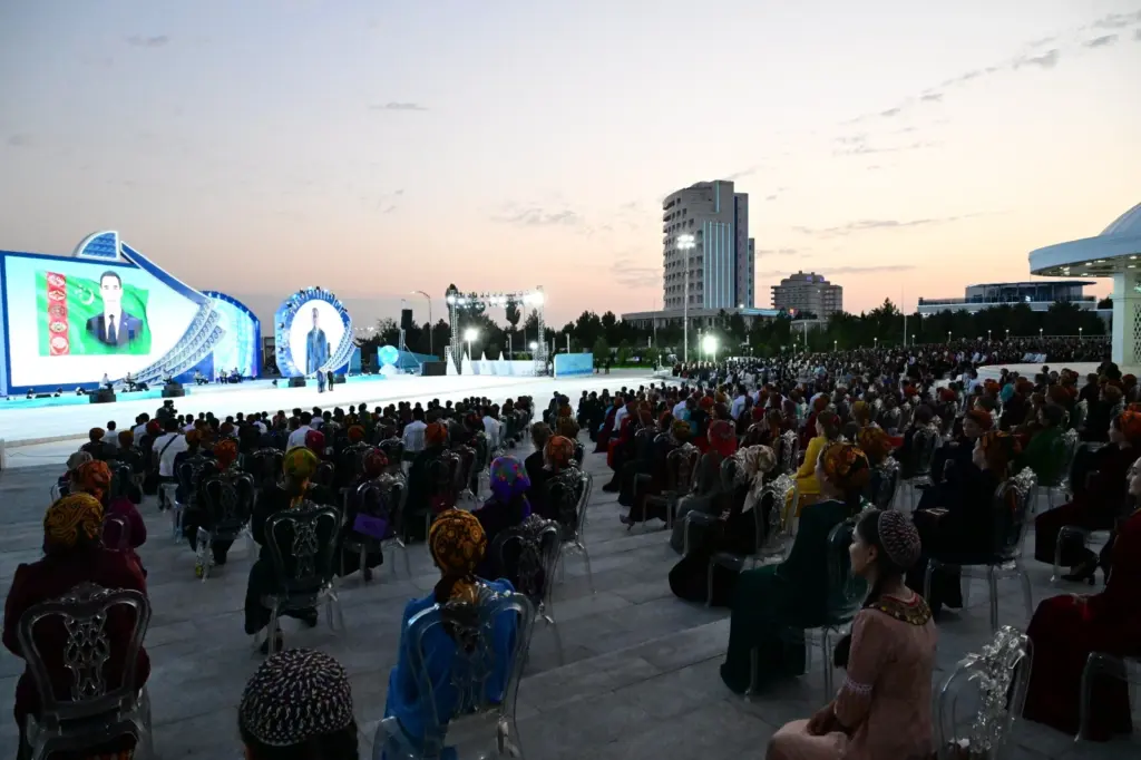 “Azərbaycan milli günü”