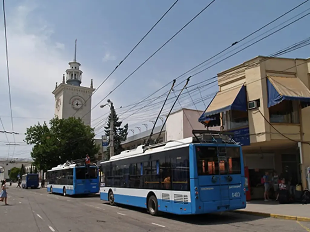 trolleybus