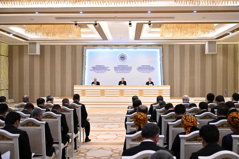 Mətbuata birgə bəyanat, Türkmənistan, İlham Əliyev, Qurbanqulu Berdiməhəmmədov, Şavkat Mirziyoyev