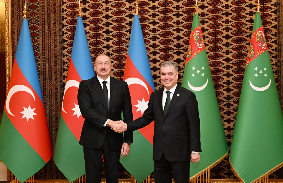 Türkmənistan, Türkmənbaşı, İlham Əliyev, Qurbanqulu Berdiməhəmmədov