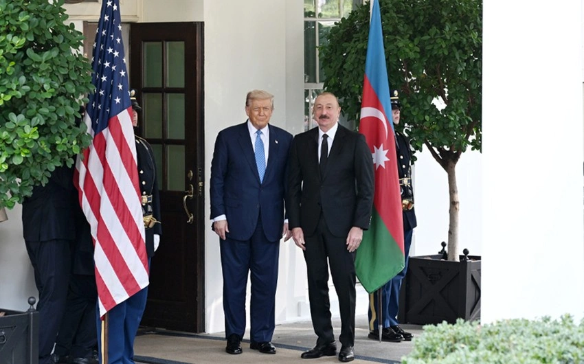 Trampla görüşündən fotolar, İlham Əliyev, Donald Tramp