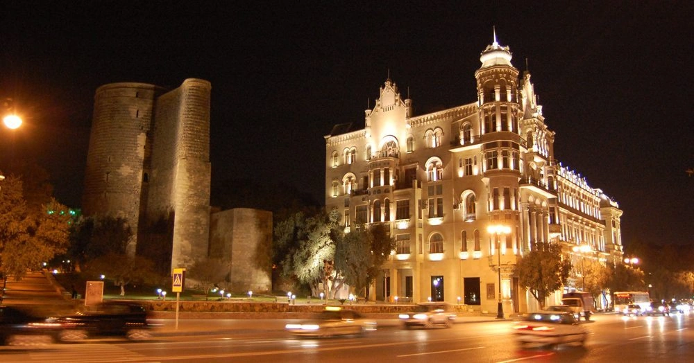 Bakı gecələri, Bakı, Gecə