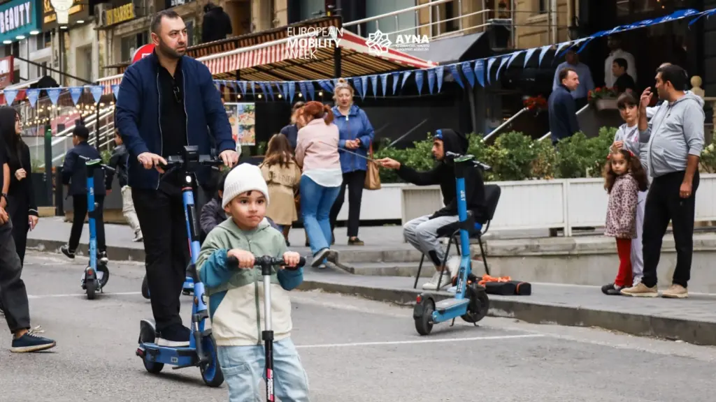 “Avtomobilsiz gün”, Məhəmməd Naxçıvani küçəsi