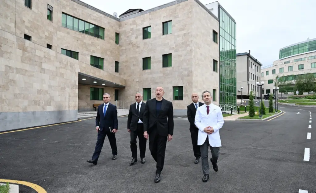 Xankəndi şəhəri, Qarabağ Universiteti