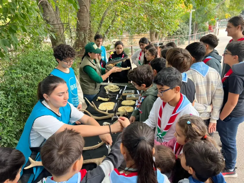 Bakı Zooloji Parkı, “Yaşıl izlər”