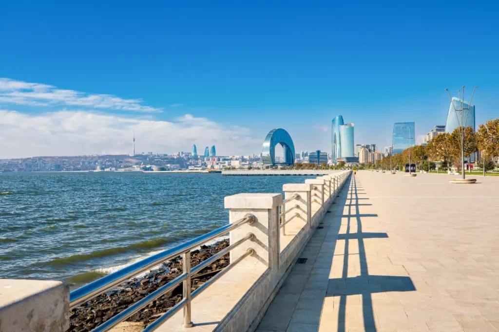 “Qara şəhər”, “Ağ şəhər”, “Bakının yaşıl siması”