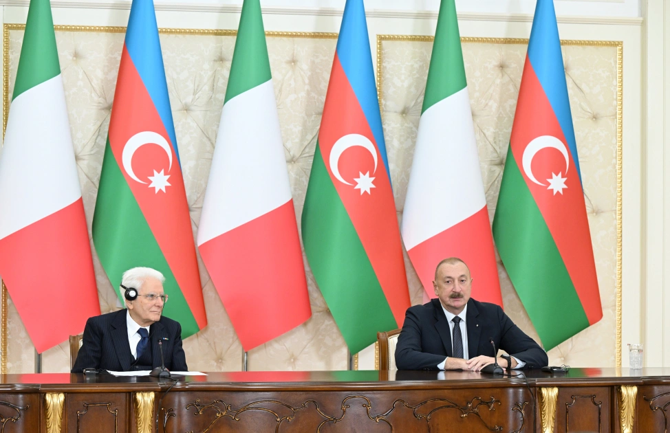 Mətbuata bəyanat, İtaliya, Sercio Mattarella