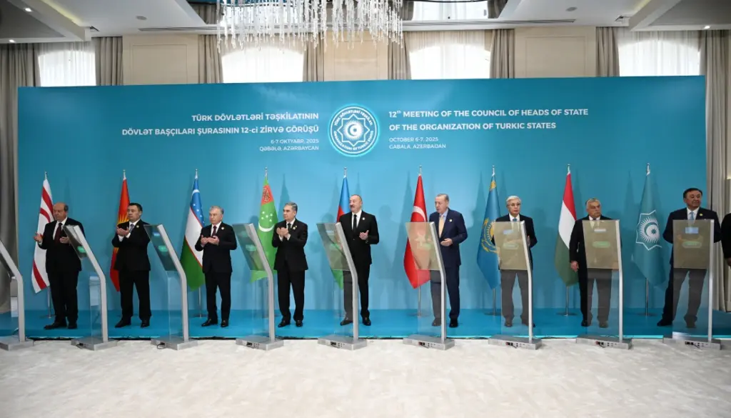 Türkmənistan, Füzuli, Məscid