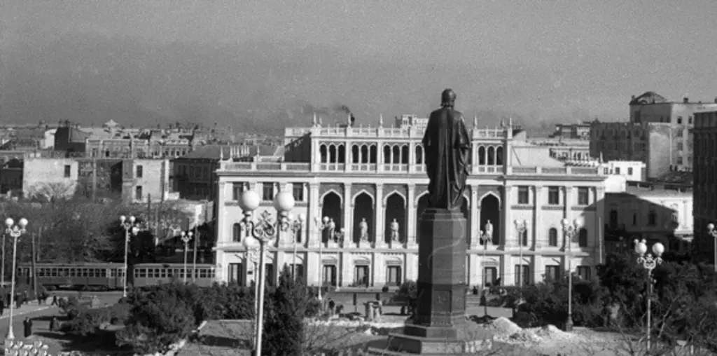 Nizami Gəncəvi Muzeyi, Nizami Gəncəvi adına Azərbaycan Ədəbiyyatı Muzeyi, Nizami Gəncəvi