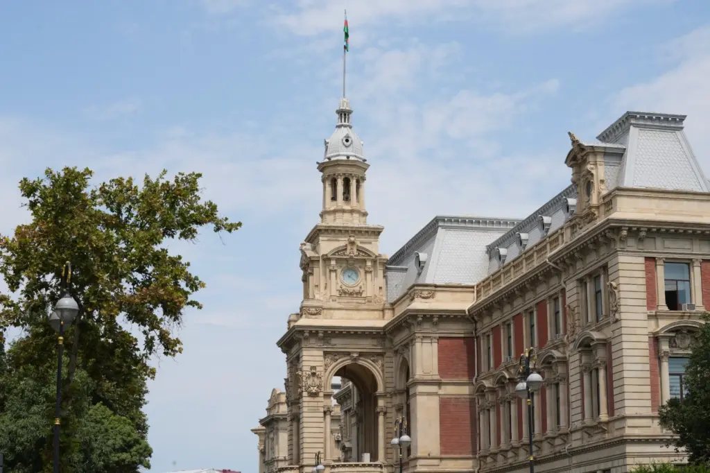 “Sovetski”, Bakı Şəhər İcra Hakimiyyəti, BŞİH