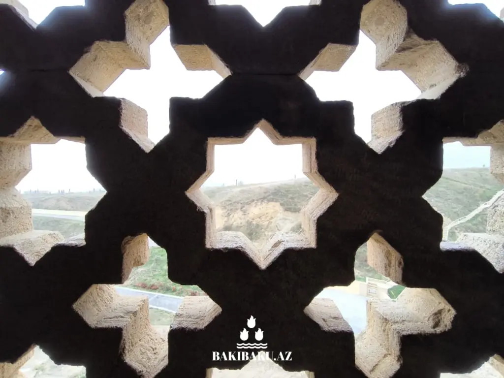 Diri Baba, Diri Baba türbəsi