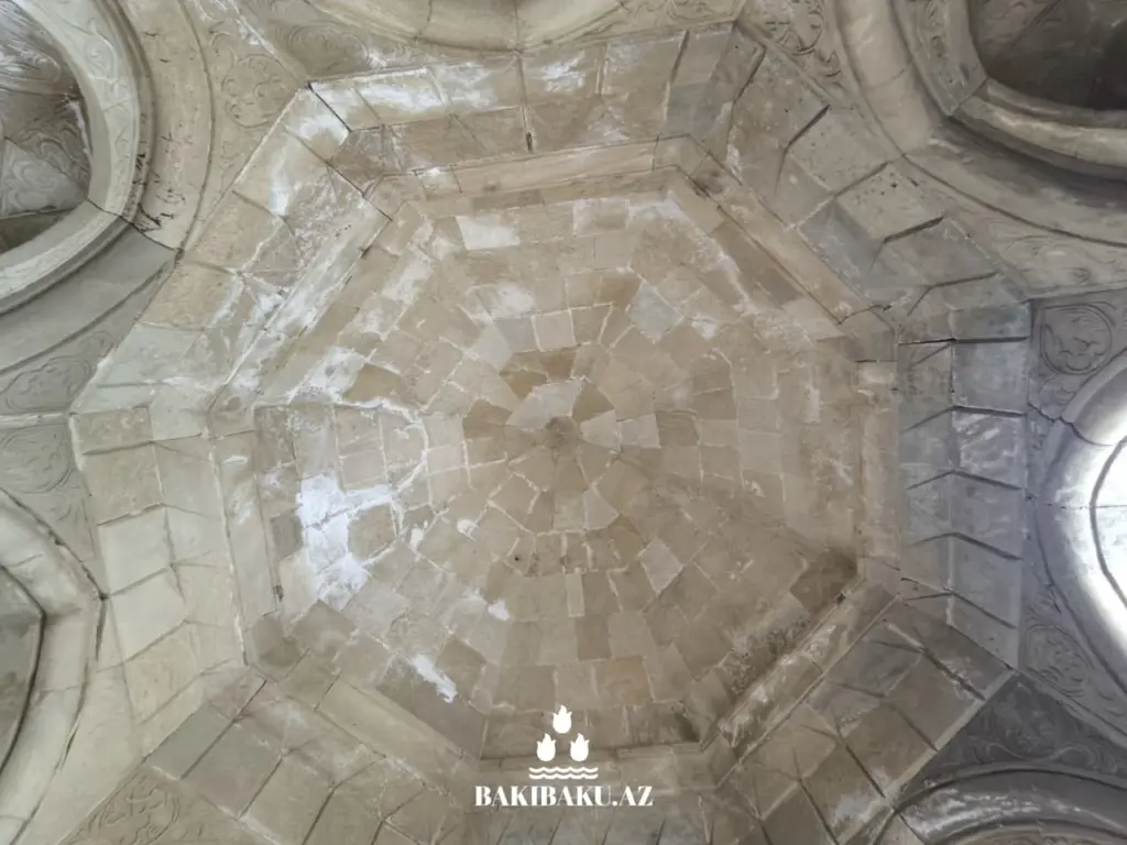 Diri Baba, Diri Baba türbəsi