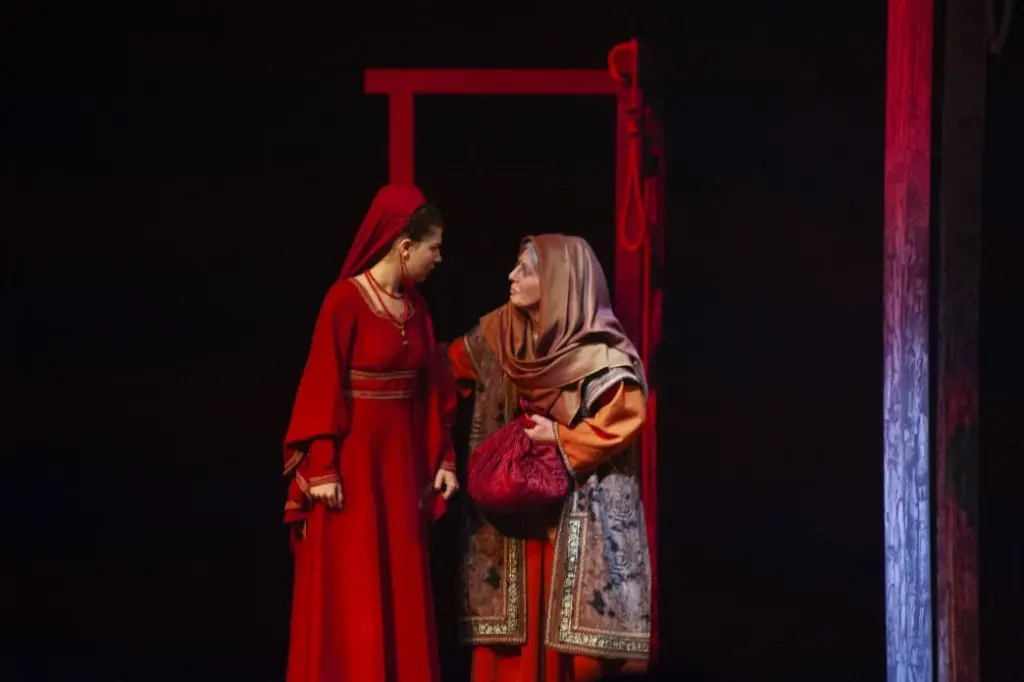 "Dar ağacı", Şəki Dövlət Dram Teatrı, Azərbaycan Dövlət Akademik Milli Dram Teatrı