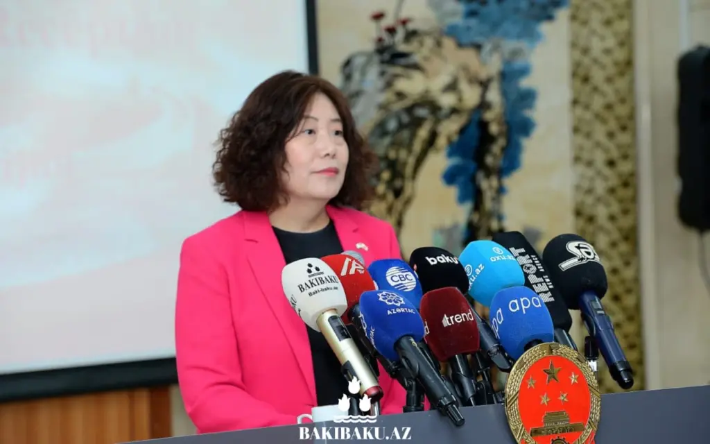 Azərbaycan - Çin münasibətləri, Azərbaycan, Çin, Lu Mey