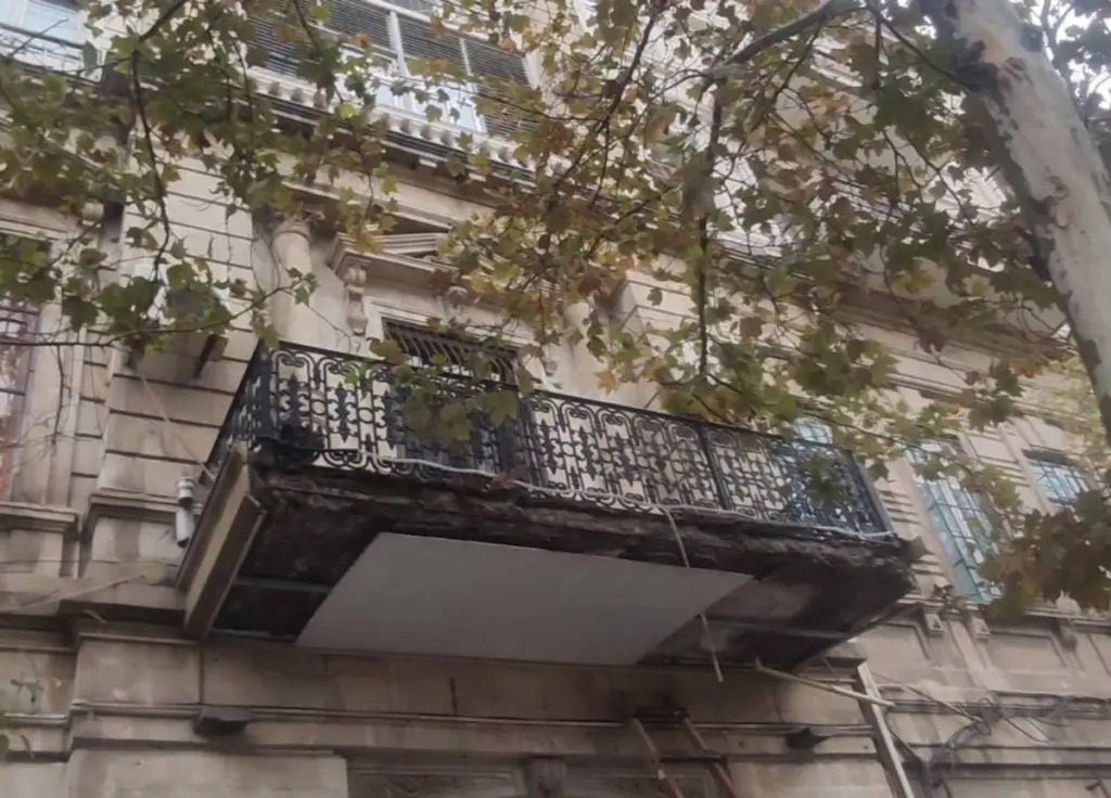 Bakıda memarlıq abidəsi, Səbail rayonu, Rəşid Behbudov küçəsi