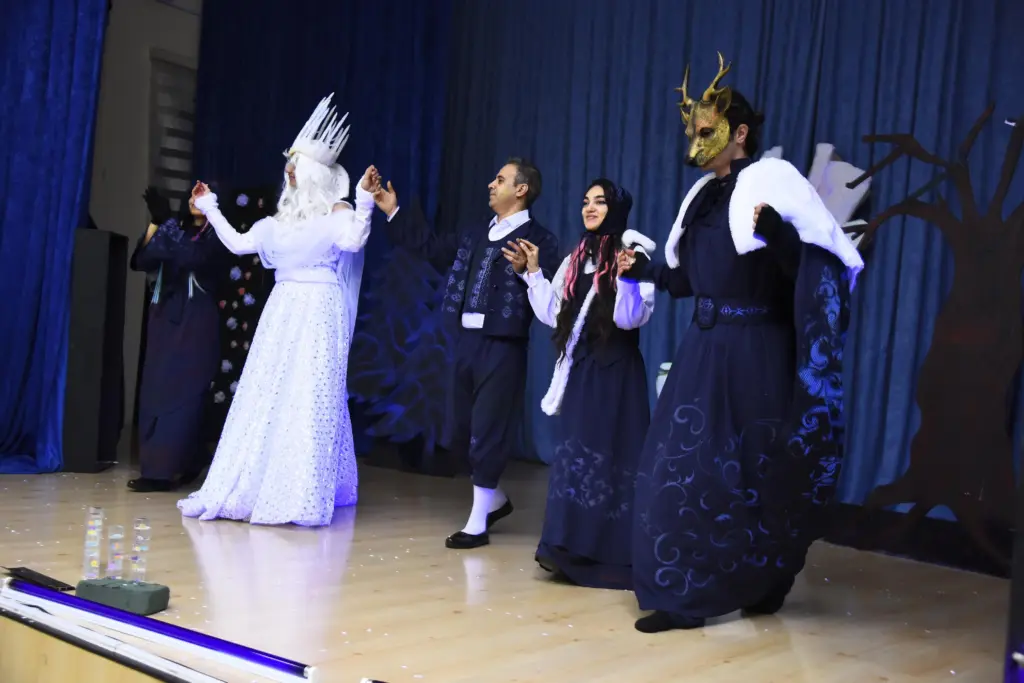 “Qar Kraliçası”