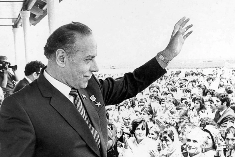 Heydər Əliyev