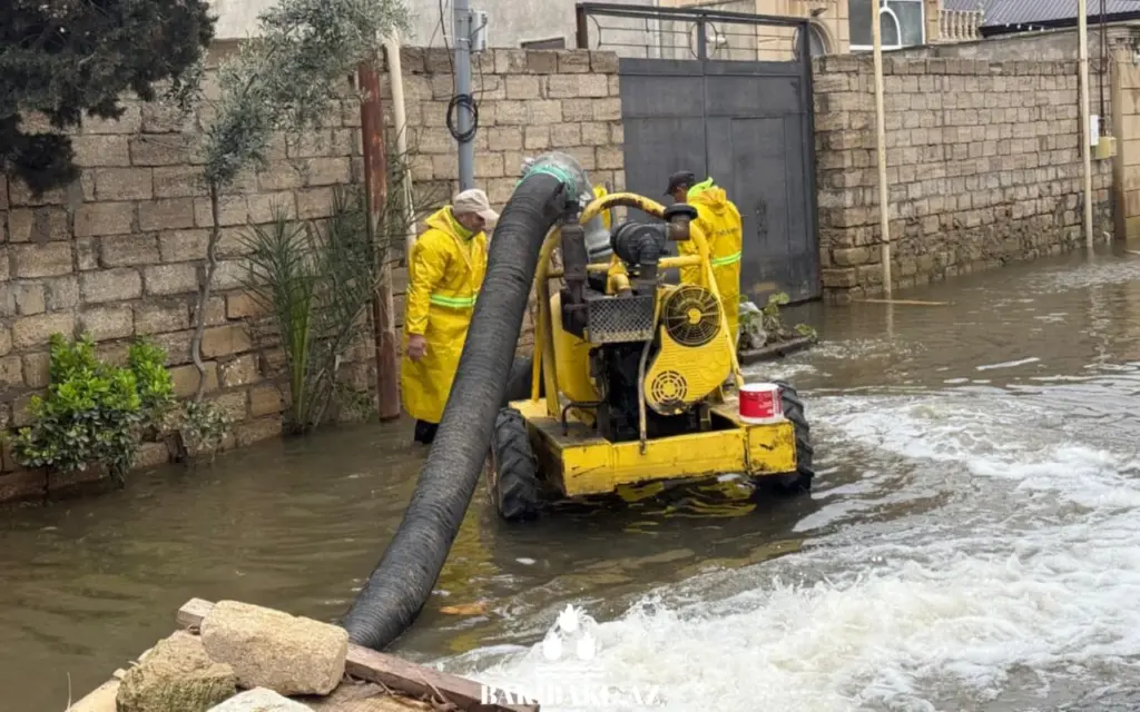 Bakıda intensiv yağışlar fəsadlar törətdi, Bakı Şəhər İcra Hakimiyyəti, Yağış