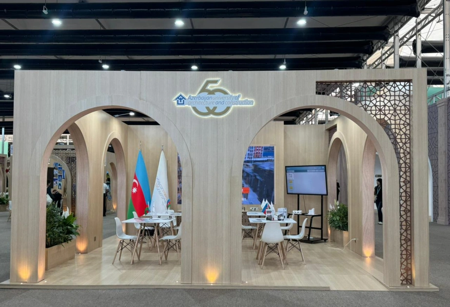 AzMİU, "Urban Expo", WUF13