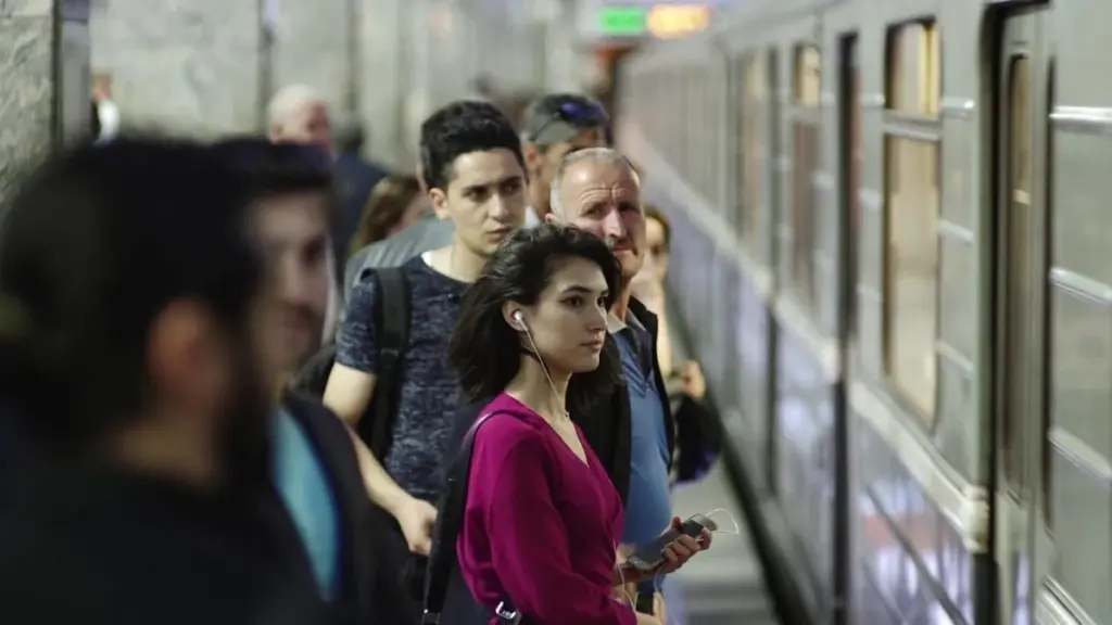 Bakı metrosu, "Bakı Metropliteni"
