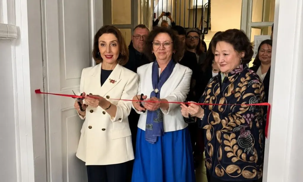 Türk Mədəniyyəti və İrsi Mərkəzi, Polşa, Varşava
