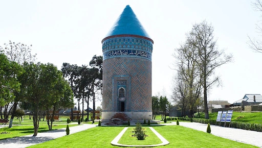 Nüşabə qalası, Əhməd İbn Əyyub əl Hafiz Naxçıvani türbəsi