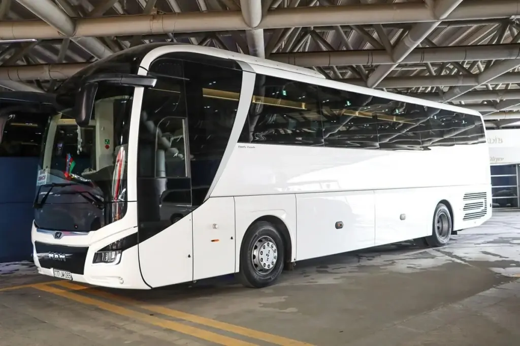 Avtobus parkı
