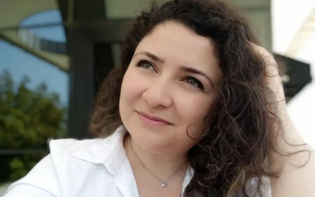 “Zaman qaçqını və ya yaddaşın darçın qoxusu”, Xanım Aydın