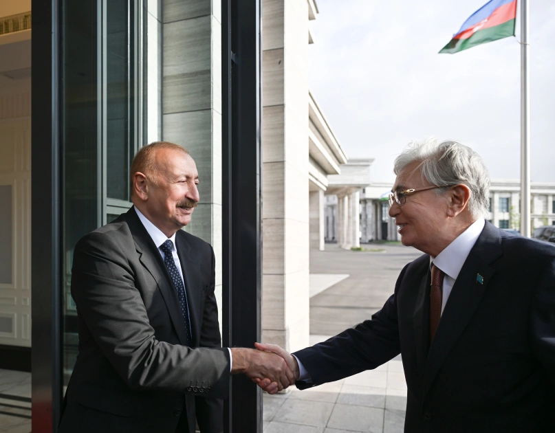 Bişkekdə Qazaxıstan Prezidenti ilə görüş, İlham Əliyev, Kasım-Jomart Tokayev, Bişkek, Qırğızıstan