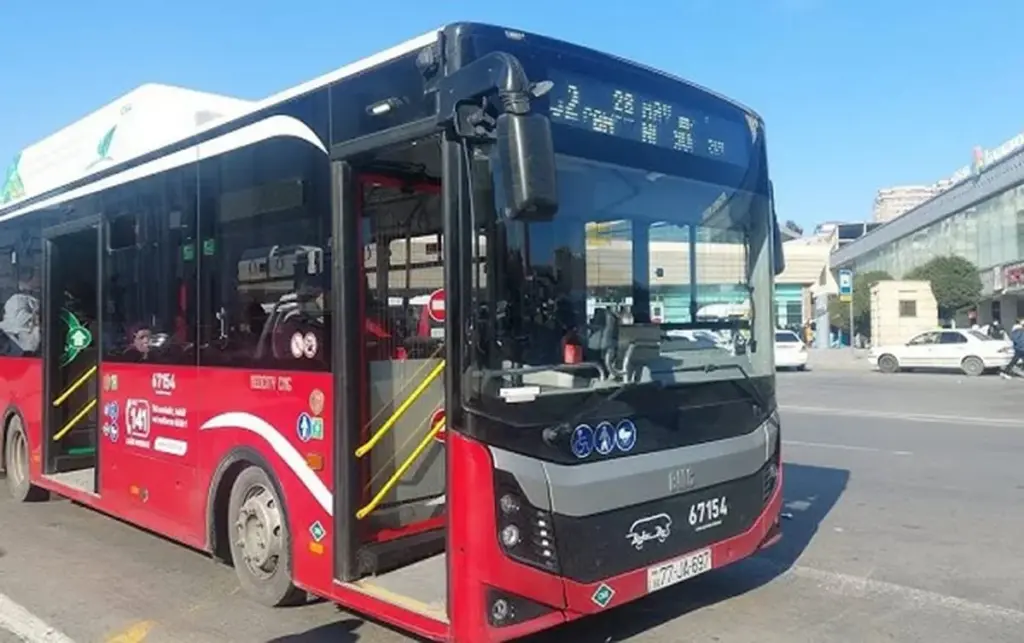 Avtobus
