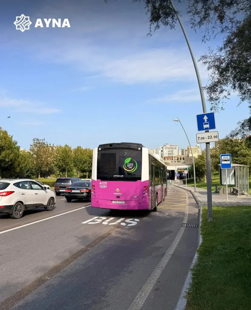 Avtobus