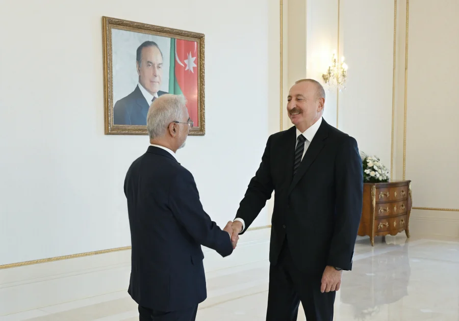 İranın daxili işlər naziri, İran