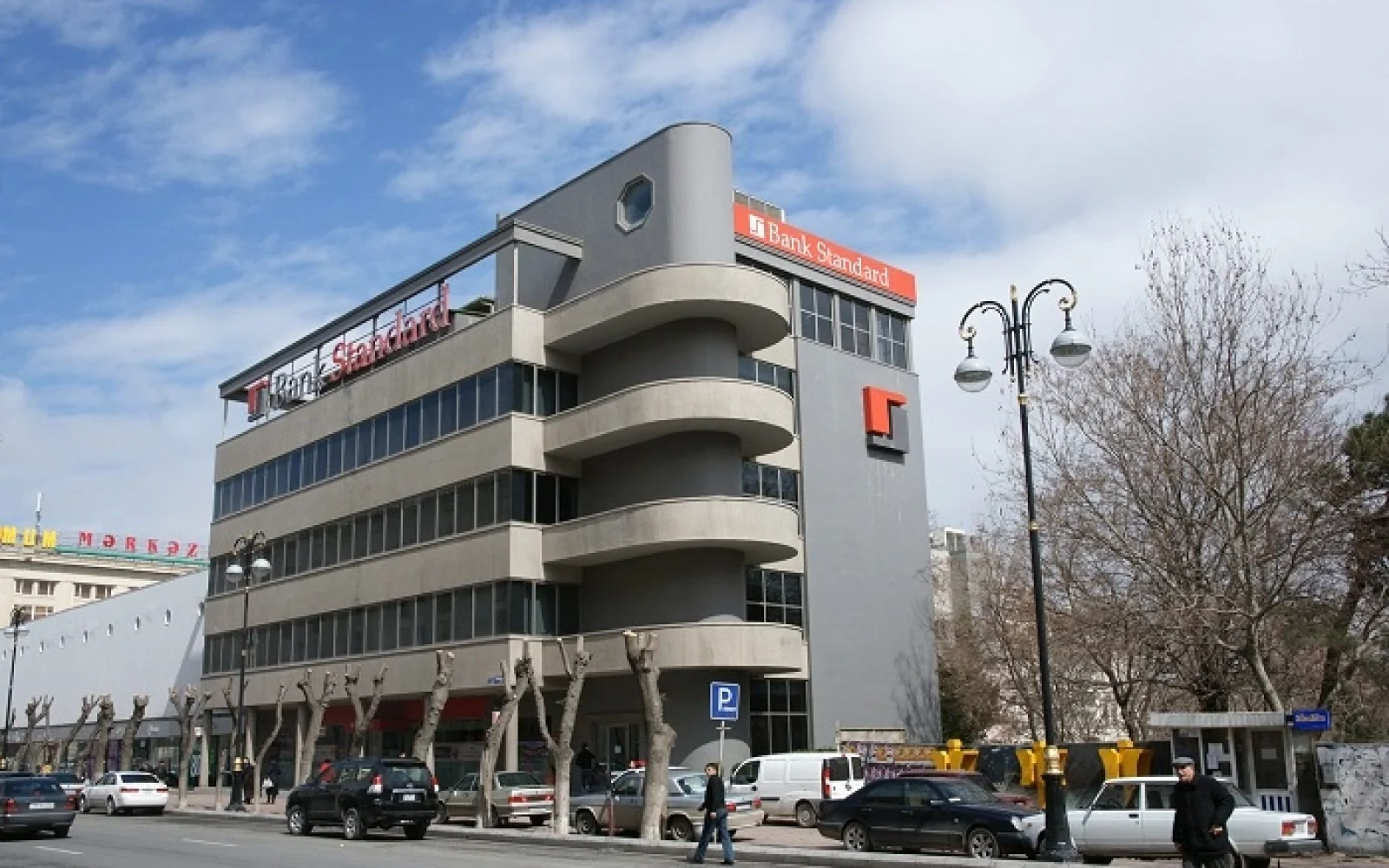 "Azərnəşr", “Mətbuat Sarayı”