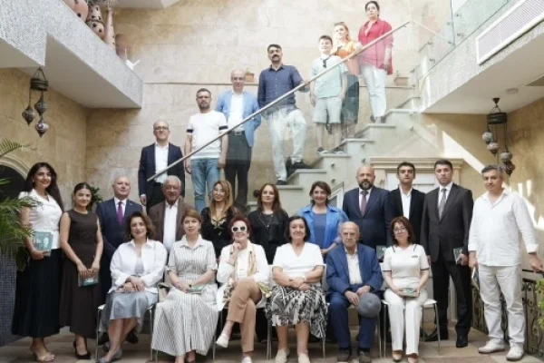 "Gecə reysinə bilet"