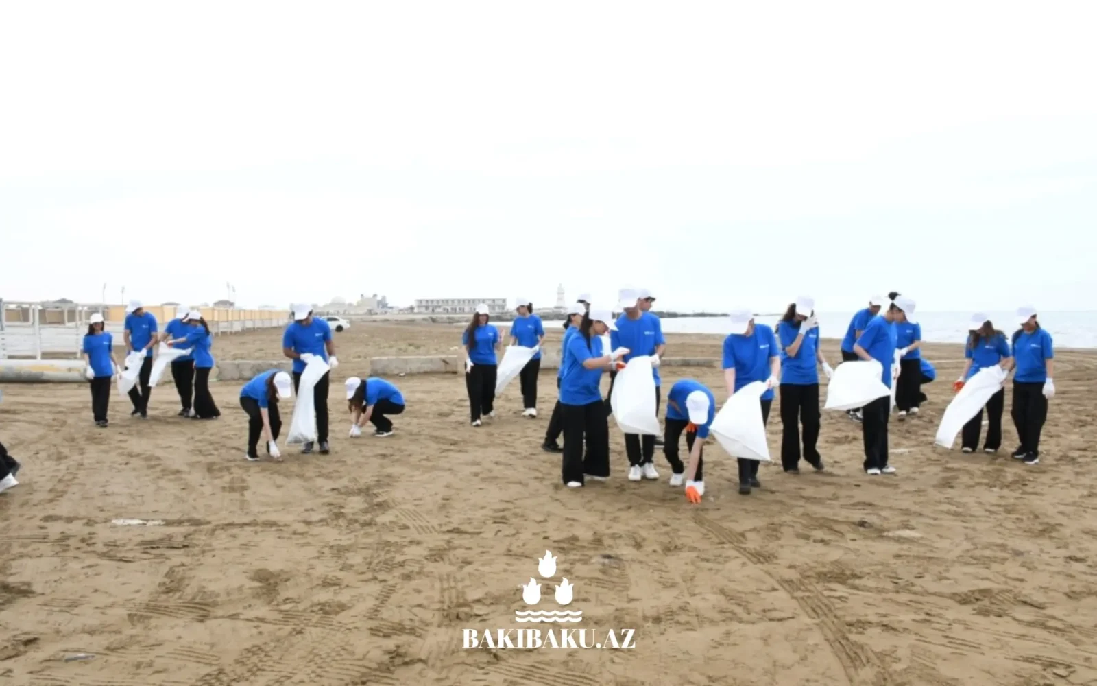 yay mövsümü ərəfəsində təmizlik işləri, çimərlik, Xəzər rayonu, təmizlik işləri