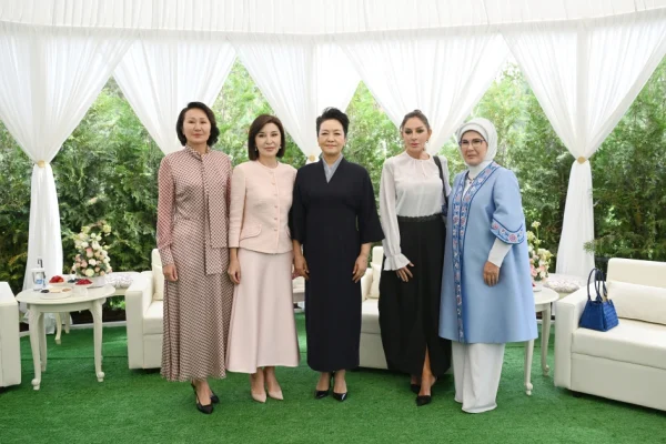 Mehriban Əliyeva Bişkekdə, Mehriban Əliyeva, Qırğızıstan, Bişkek